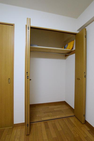 キバサンフラットの居間・リビング