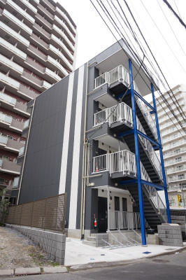 リブリ・マランド 千葉中央のエントランス