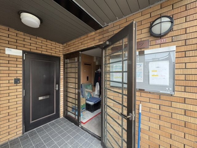 【エントランス】 | コスモハイツ