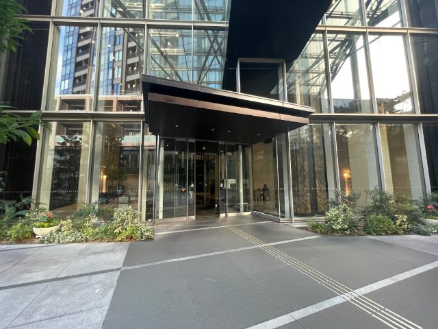 大崎ウエストシティタワーズW棟のエントランス