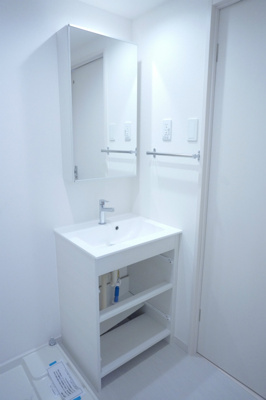 【洗面所】 | リブリ・ルームス弁天3-Ⅲ