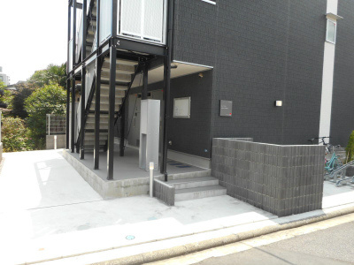 【エントランス】 | リブリ・ルームス弁天3-Ⅲ