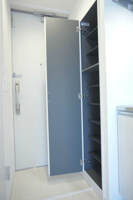 【玄関】 | リブリ・ルームス弁天3-Ⅲ