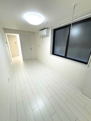 アプロ海辺の洋室