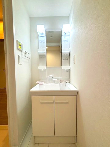 アプロ海辺の独立洗面台