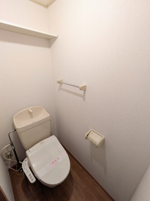 洗浄機能付き便座です♪