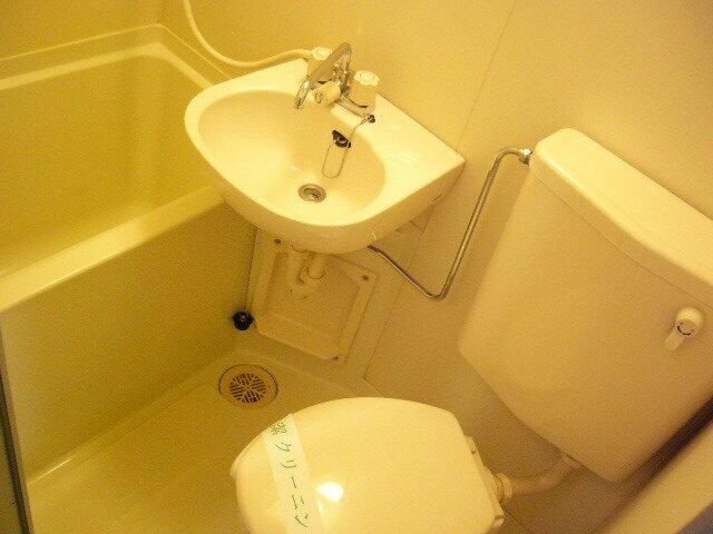 ミレ・関町の浴室