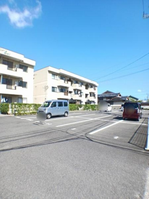 【駐車場】 | グランメール旗ヶ崎１