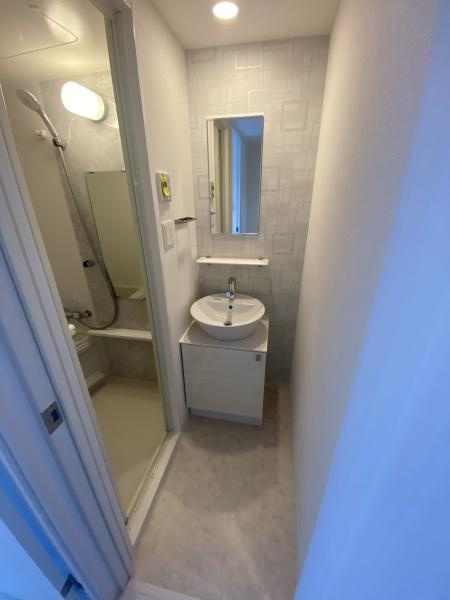 エスリード大阪リエートの洗面所|★独立洗面台です★