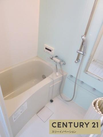 大正メゾンの浴室