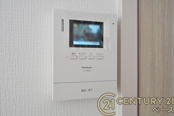 ファーストタウン結崎 ／新築一戸建の内装|■現地撮影写真■ＴＶモニター付きインターホンで防犯対策もバッチリ！来客も一目でわかり安心です！