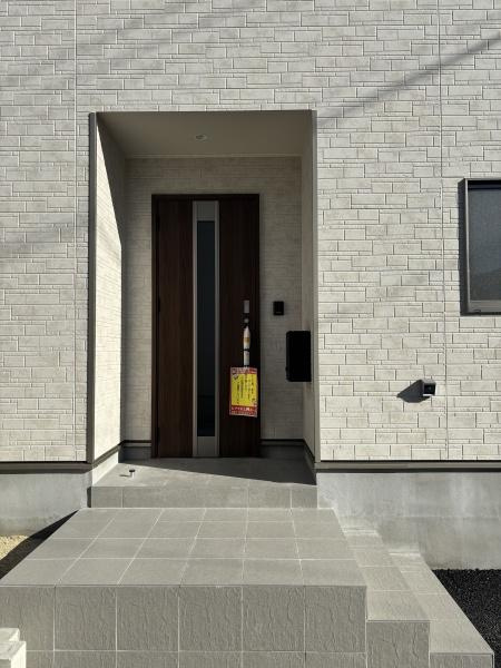 岡崎市中島町第14　全3棟・1号棟の玄関|施工例