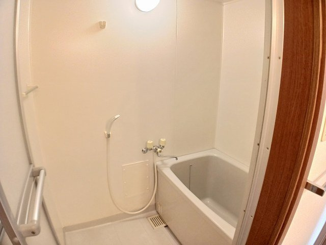 ドミールＩの浴室