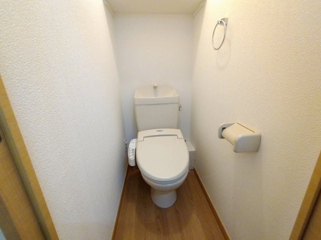 レオパレスカリスのその他|温水洗浄便座設置