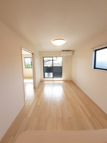 アラドハント　Ｄの居間・リビング