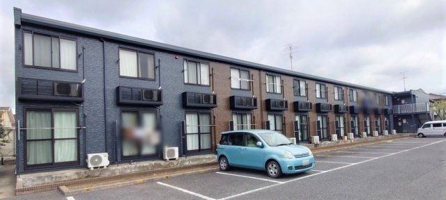 レオパレスムカイハラの外観