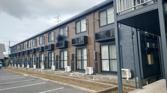 レオパレスムカイハラの外観