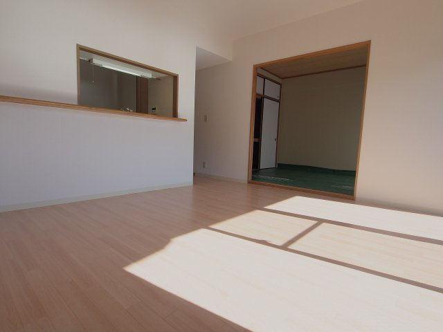 マンションリバーハンズの居間・リビング