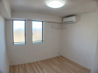 【内装】 | シュテルン | きれいな内装です