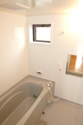 【浴室】 | リビングタウン江戸屋敷 | お風呂です※別棟同タイプの写真です