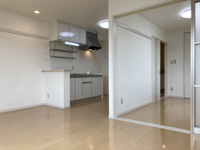 【居間・リビング】 | エクサーブ東原 | 別室写真