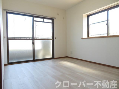 【居間・リビング】 | ロイヤルグラン