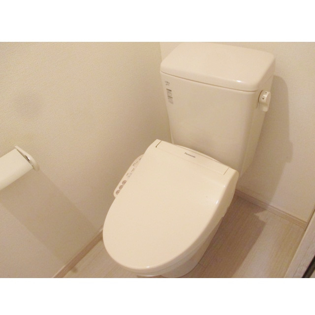 AZEST-RENT所沢の内装|内装は落ち着いています