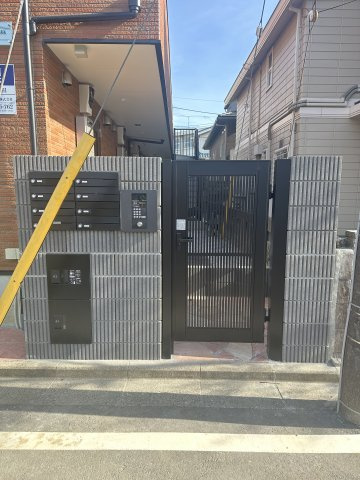 グリーンヒル長津田のエントランス|毎日通るエントランスはこのようになっています