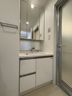 【独立洗面台】 | フレンシア外苑西