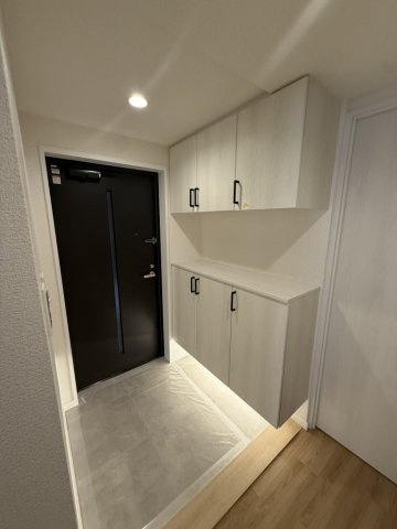 アドリーム丸の内の玄関