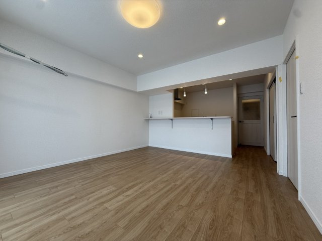 戸部グランドハイツA棟の居間・リビング