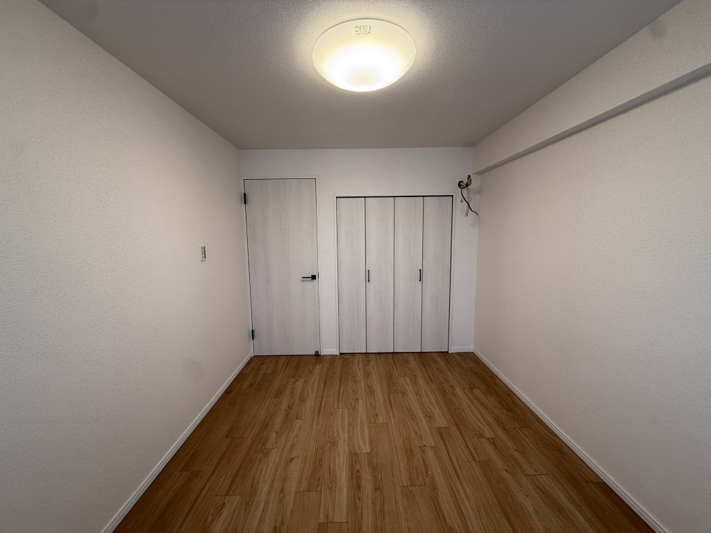  コープ野村新瑞橋B棟の洋室