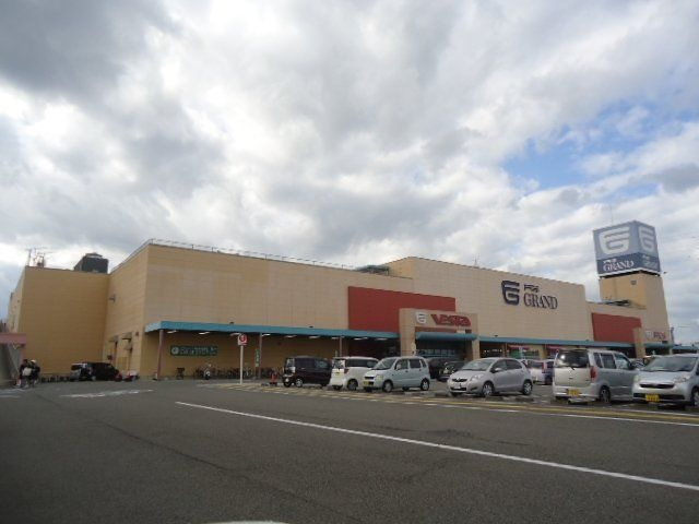 ヴォラーレの周辺