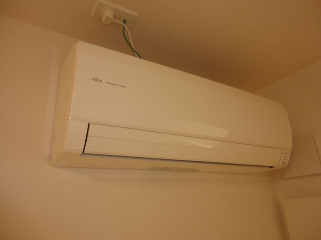 ロイヤルハイツおくらの設備|エアコン