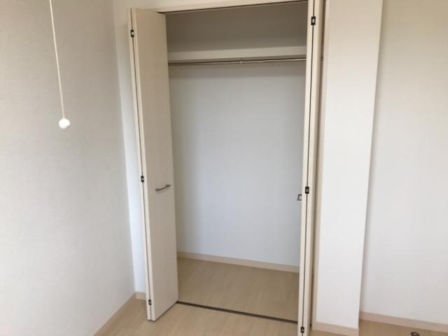 ロイヤルハイツおくらの収納|クローゼット