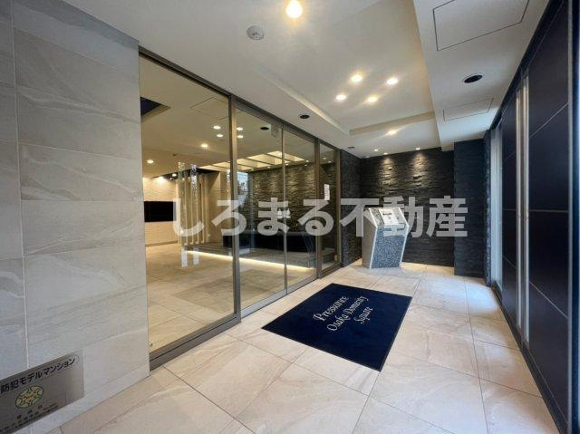 プレサンスOSAKA DOMECITYスクエアのエントランス