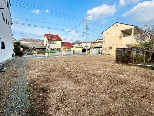 分譲地　豊橋市東田町西郷42番1外【B区画】の前面道路含む現地写真|北側前面道路