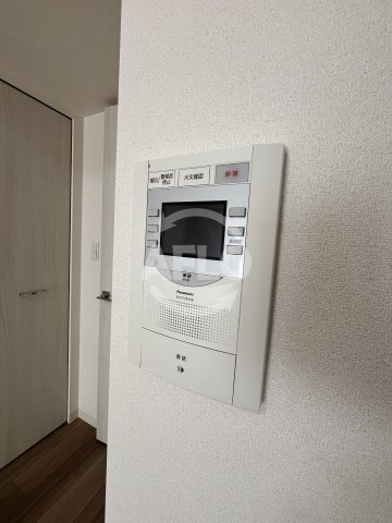 ディームス江坂のセキュリティ|ディームス江坂　モニター付きインターホン