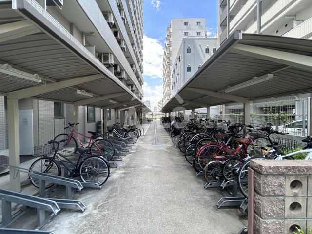 ディームス江坂のその他共用部分|ディームス江坂　駐輪場