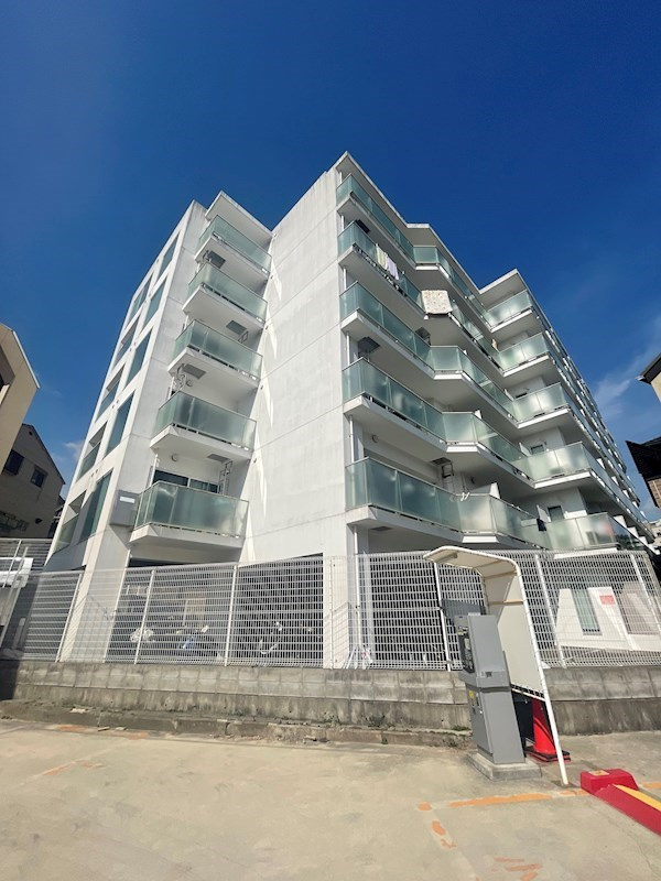 神戸市兵庫区会下山町２丁目の賃貸マンションの外観