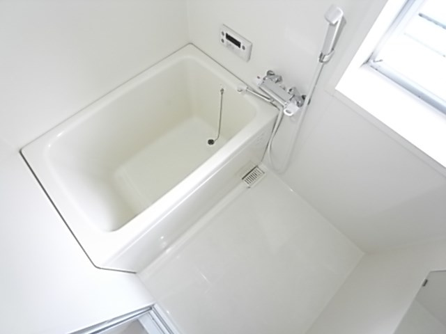 神戸市兵庫区会下山町２丁目の賃貸マンションの浴室