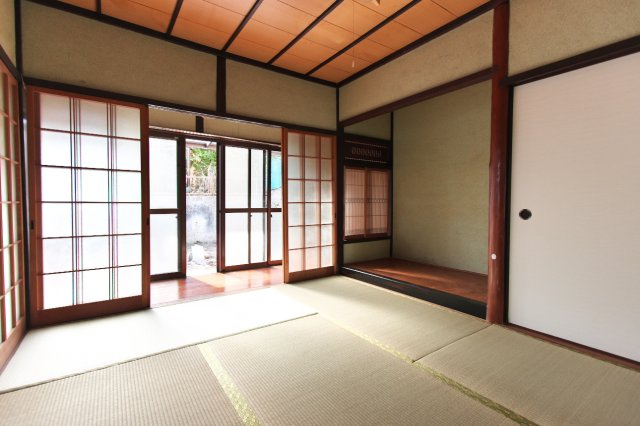 呉市阿賀中央９丁目の一戸建ての和室
