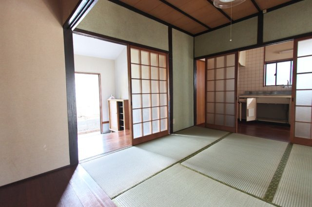 呉市阿賀中央９丁目の一戸建ての内装