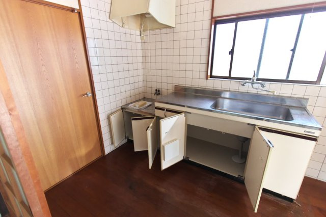呉市阿賀中央９丁目の一戸建てのキッチン