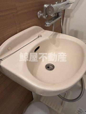 CITY SPIRE新富町の洗面所|スペースが確保できる洗面所です