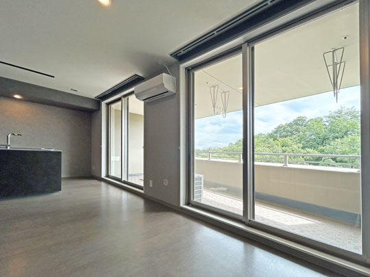 ダイアパレスアプティ八乙女中央の居間・リビング