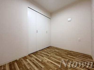 【洋室】 | Katze志賀本通(カッツェシガホンドオリ) | 落ち着いた色調の洋室です