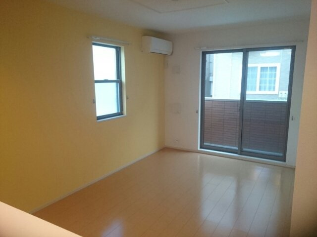 インプレスの居間・リビング