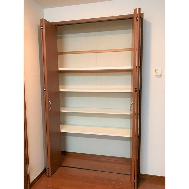 ソリッド大橋の収納