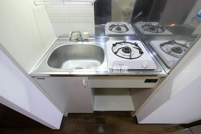 ユニーブル靭公園のキッチン